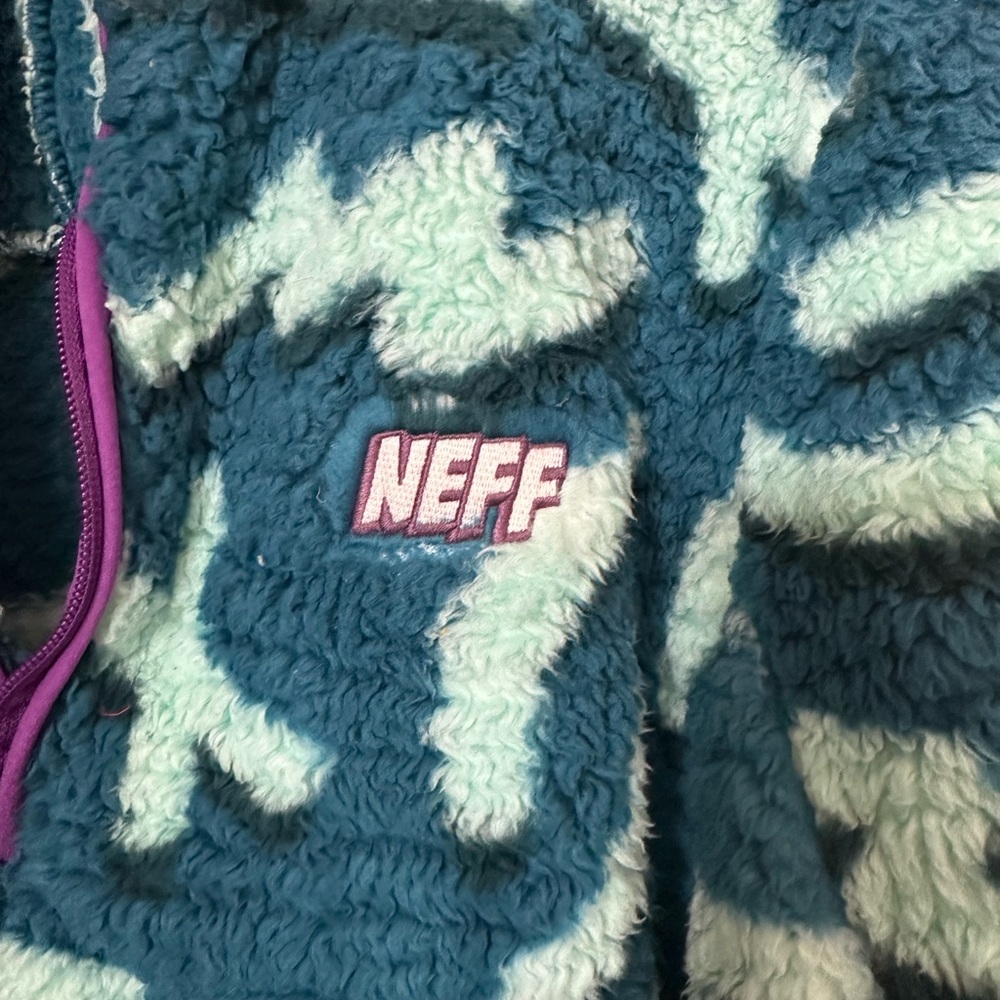 EUC Neff Men’s Fleece Jacket 1/4 Zip Pullover Large Teal Blue Purple Design